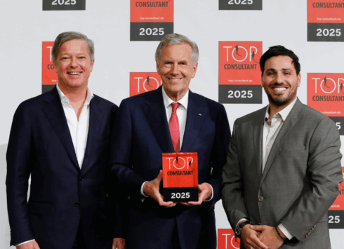 Benchmark-Boom 2025: Wie SingularitySales den B2B-SaaS-Vertrieb aufmischt