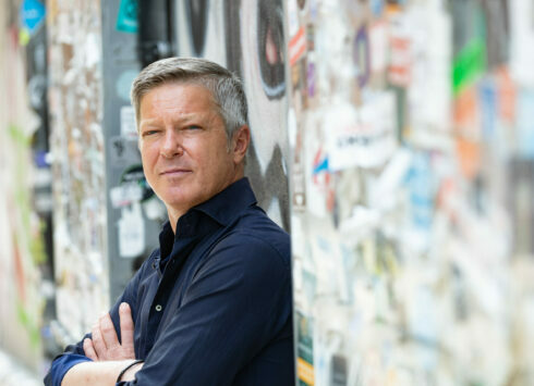 MEDDIC vs MEDDPIC: Frameworks, die über Zykluszeit, Win-Rate und Forecast entscheiden