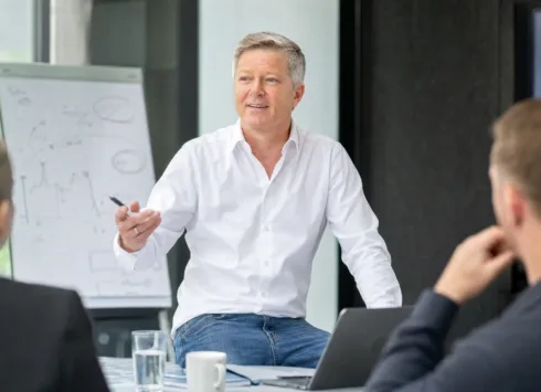 Vertriebscoaching im B2B: Warum Einzeltrainings nicht reichen